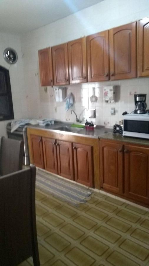 Вилла Hospedagem Do Atalaia Арраял-ду-Кабу Экстерьер фото